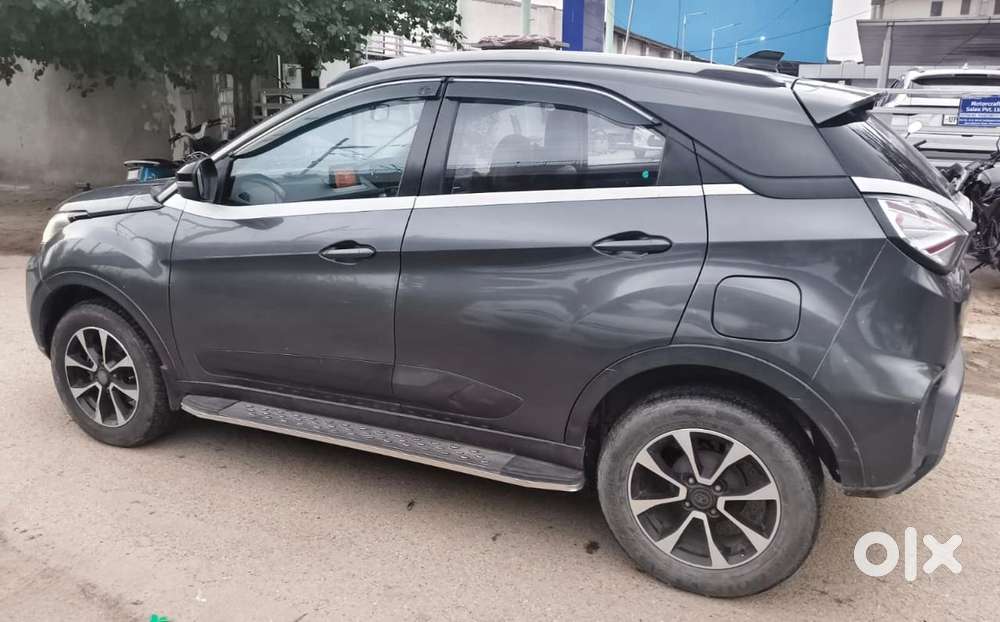 Tata Nexon 1.2 Revotron Xza Plus (o) Amt, 2020, Petrol