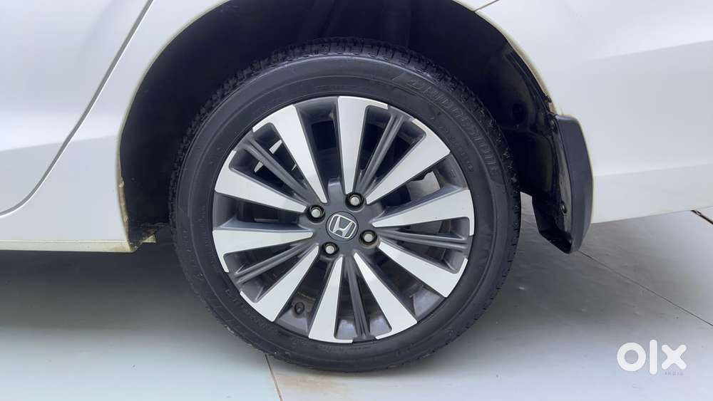 Honda City Zx Petrol Cvt, 2025, Petrol