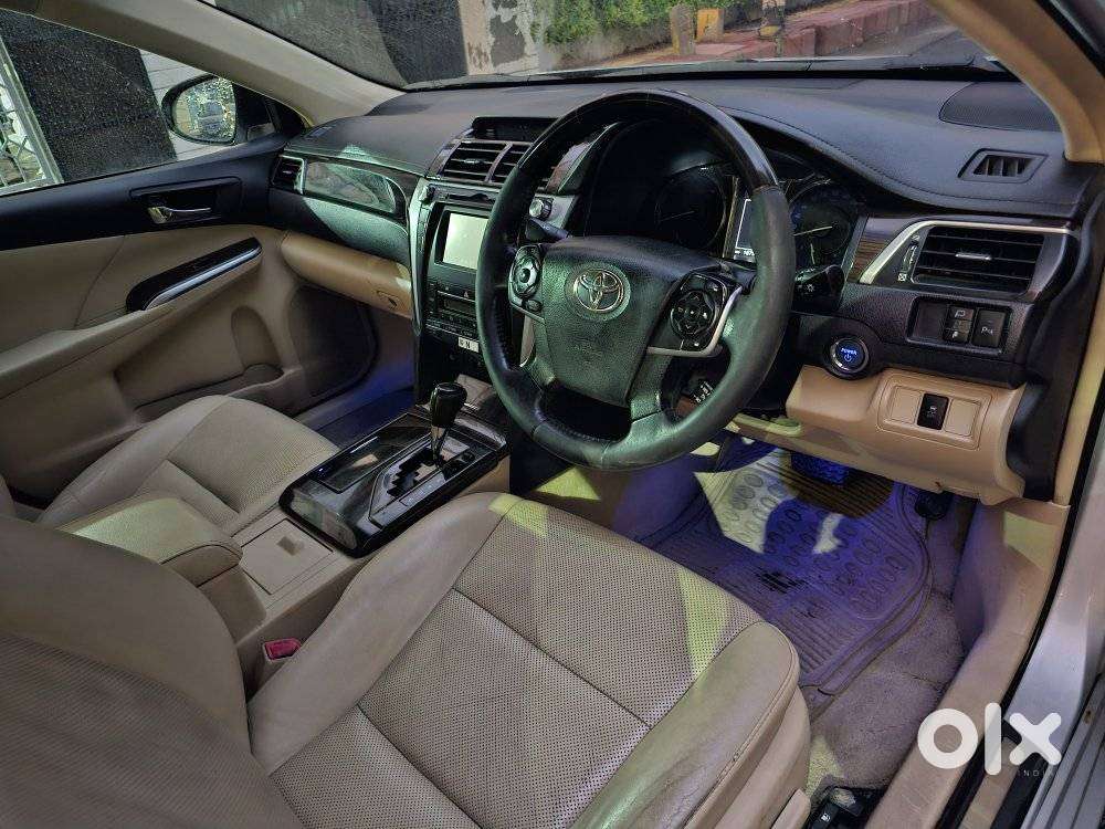 Toyota Camry Hybrid 2.5, 2016, Petrol