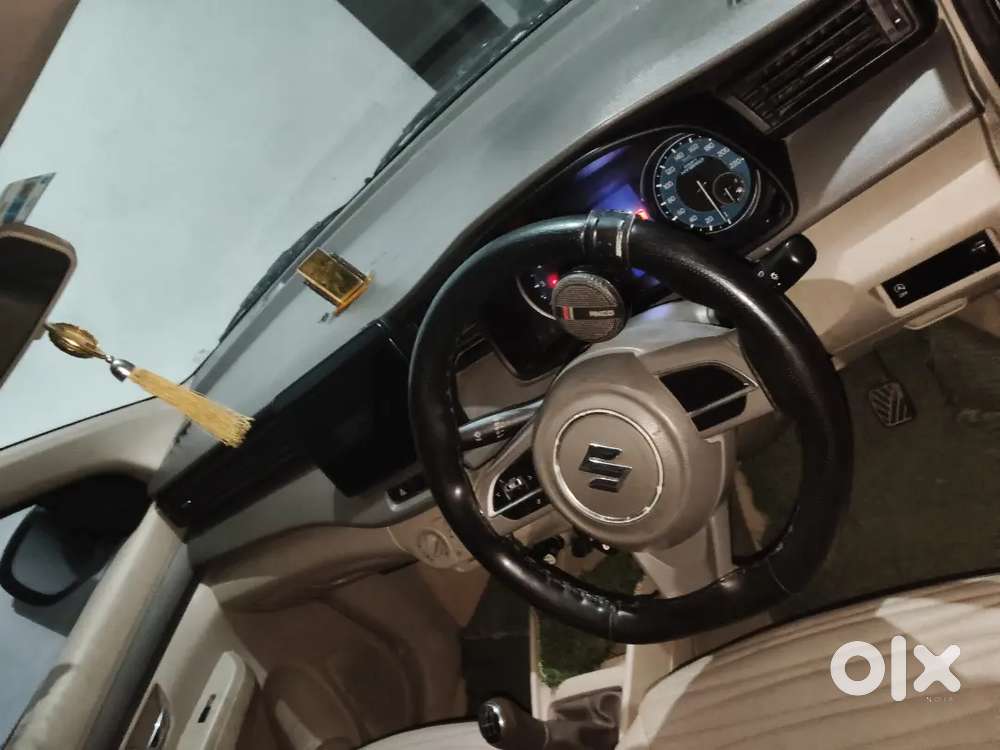 Maruti Suzuki Ertiga Vxi Petrol 2021