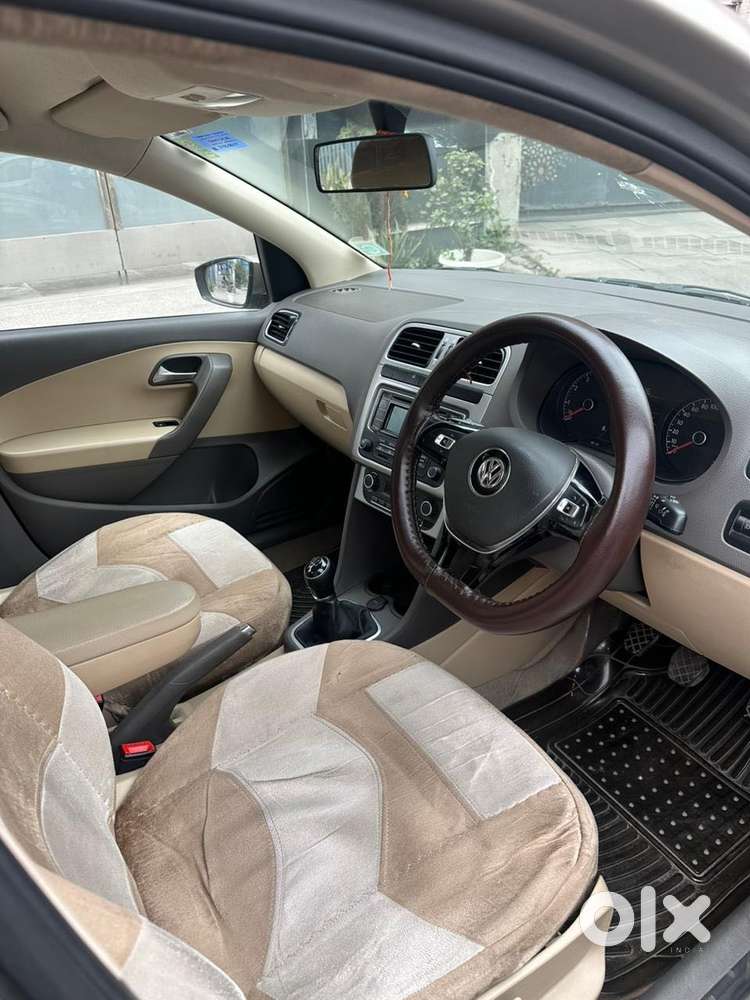 Volkswagen Vento 1.6 Highline, 2015, Petrol