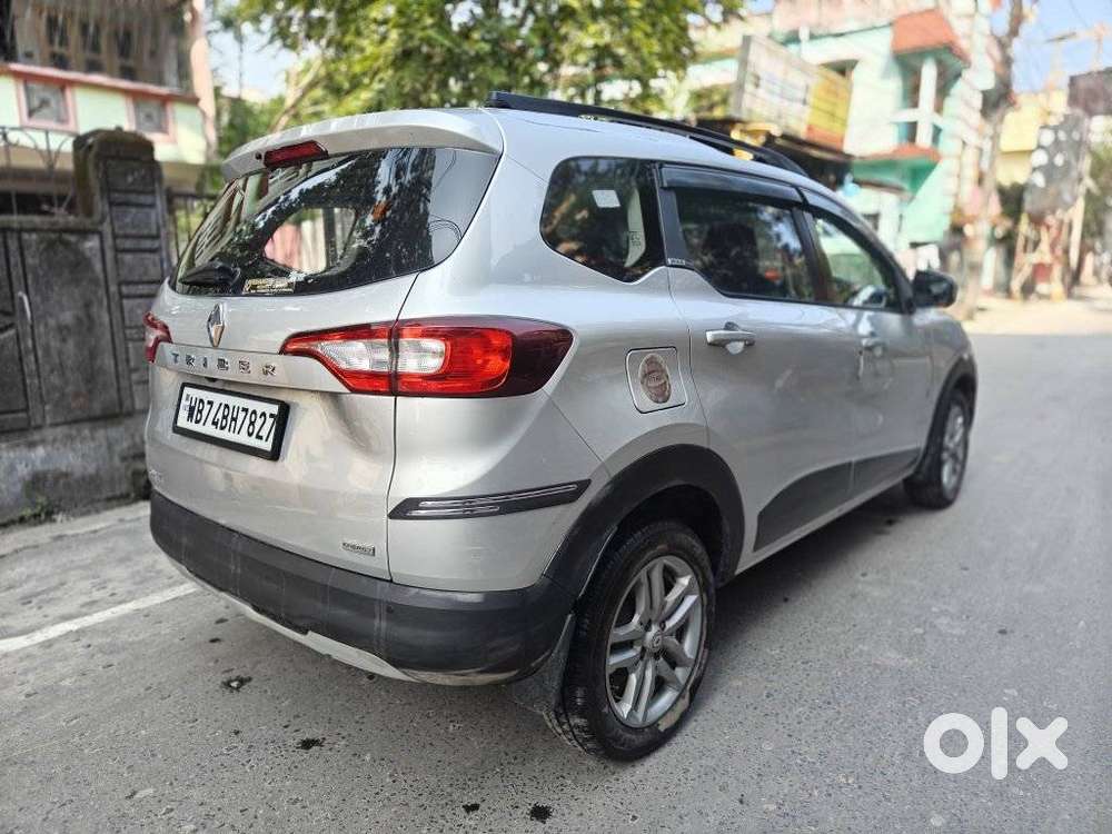 Renault Triber Rxz, 2021, Petrol