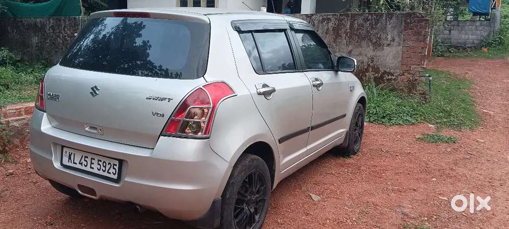 Maruti Suzuki Swift 2010