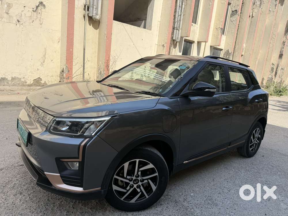 Mahindra Xuv400 Ec 3.3 Kw, 2024, Electric