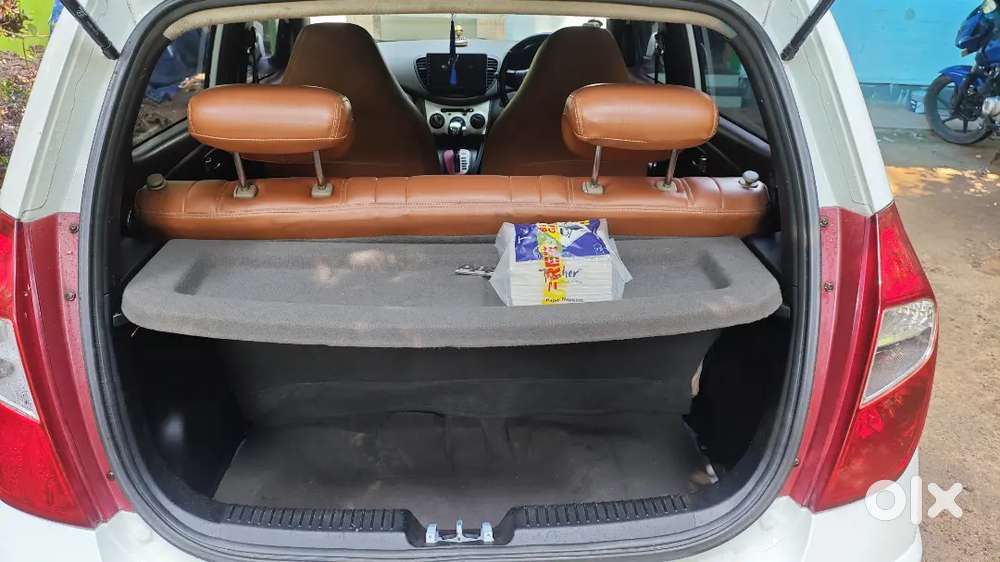Hyundai I10 Sportz 2011