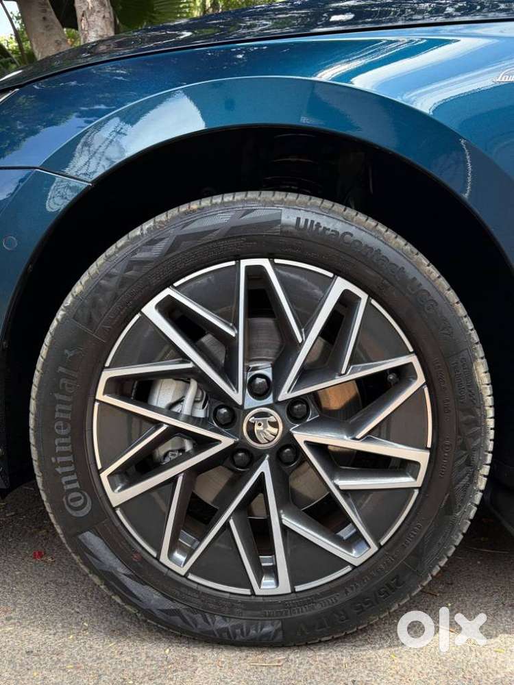 Skoda Octavia 2.0 L K Tsi At, 2023, Petrol