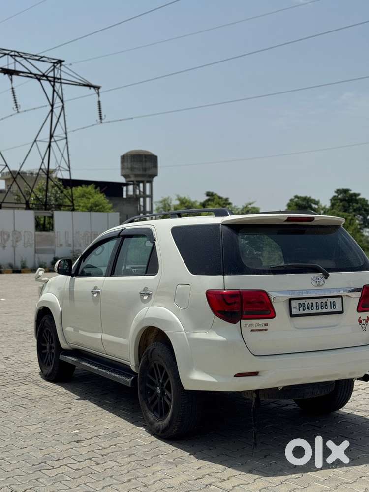 Toyota Fortuner Diesel 2013