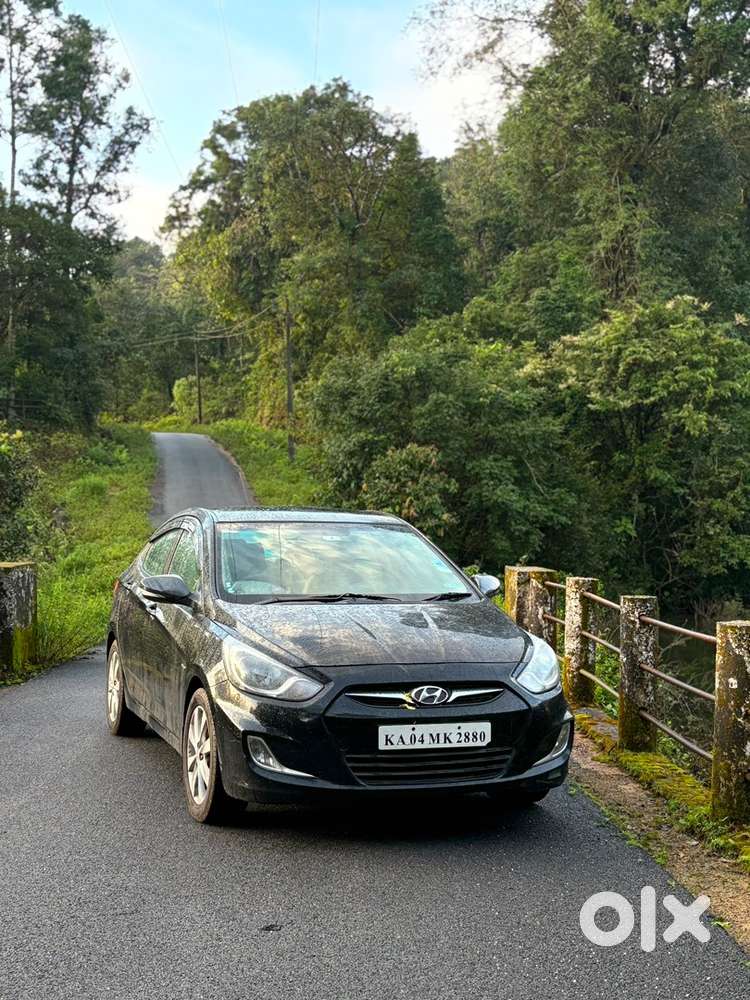 Hyundai Fluidic Verna Manual 2012