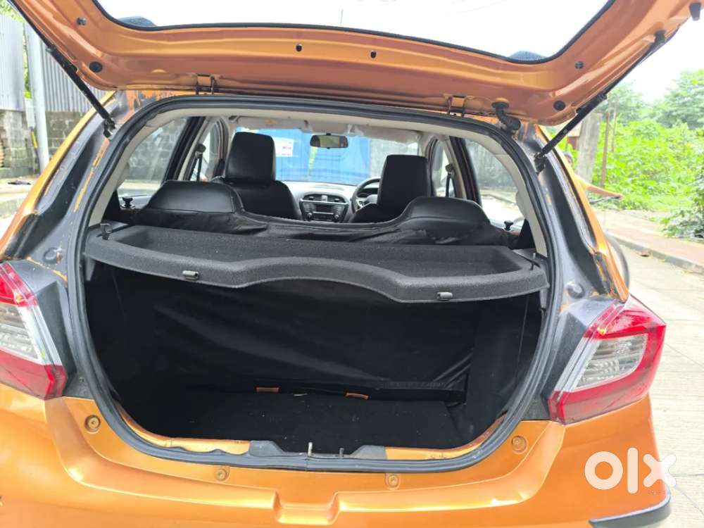 Tata Tiago Xza, 2018, Petrol