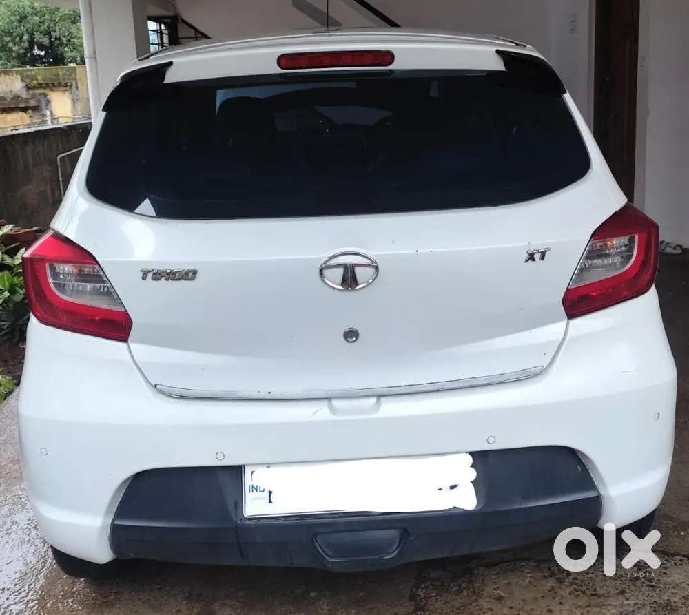 Tata Tiago Xt Petrol 2017 Variant