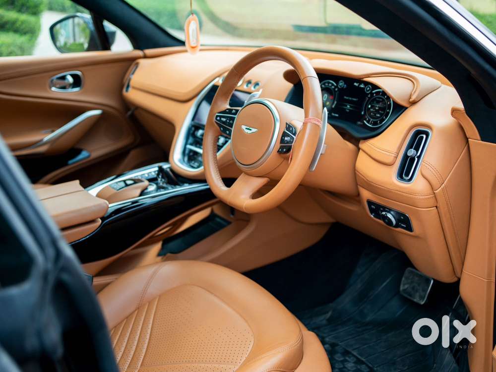Aston Martin Dbx Twin Turbo, 2024, Petrol
