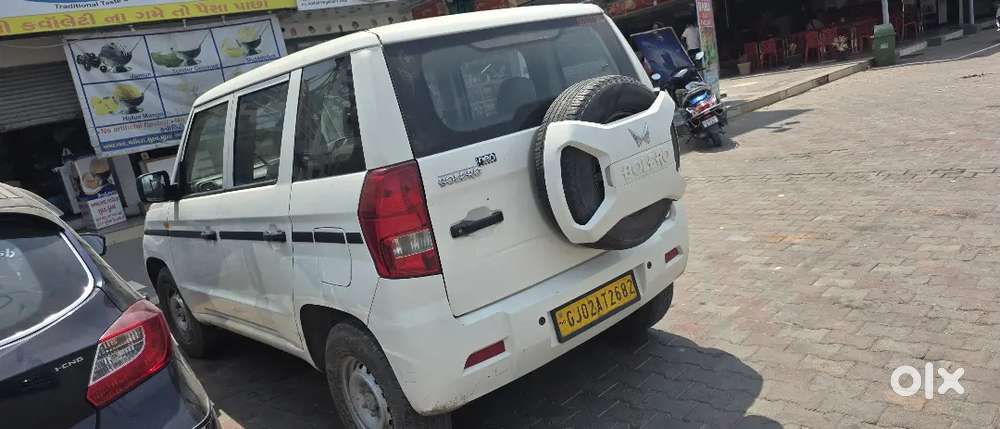 Mahindra Neo N4