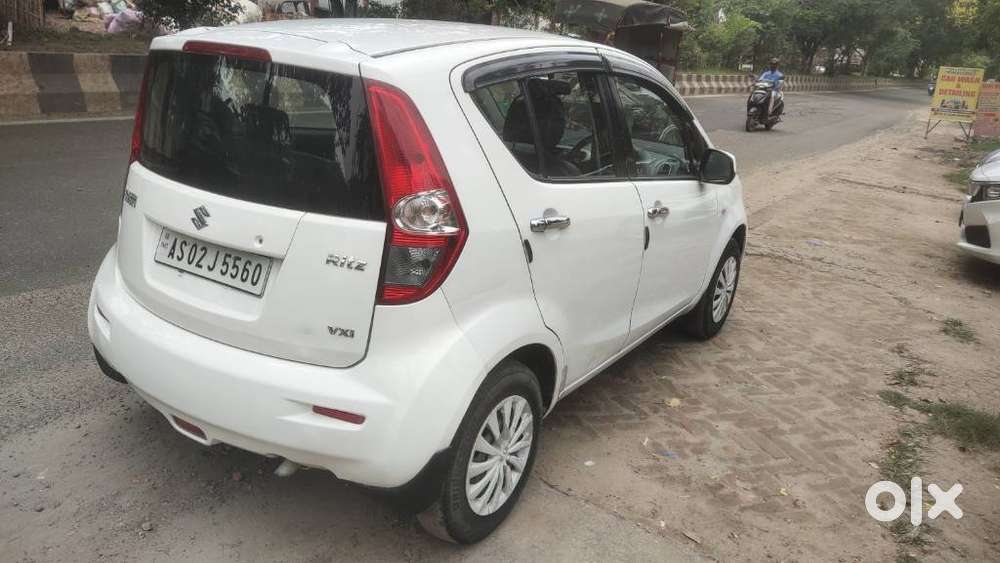 Maruti Suzuki Ritz Vxi, 2012, Petrol