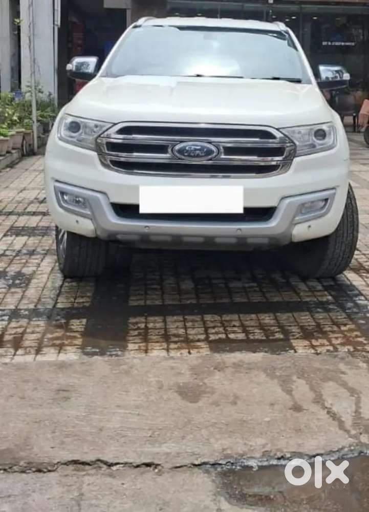 Ford Endeavour 2.0 Titanium 2017
