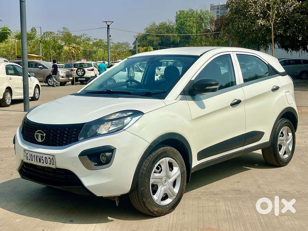 Tata Nexon 1.2 Revotron Xma Amt, 2019, Petrol