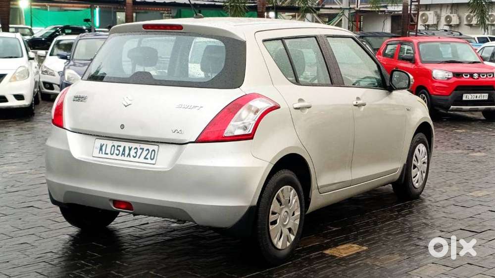 Maruti Suzuki Swift Vxi, 2015, Petrol