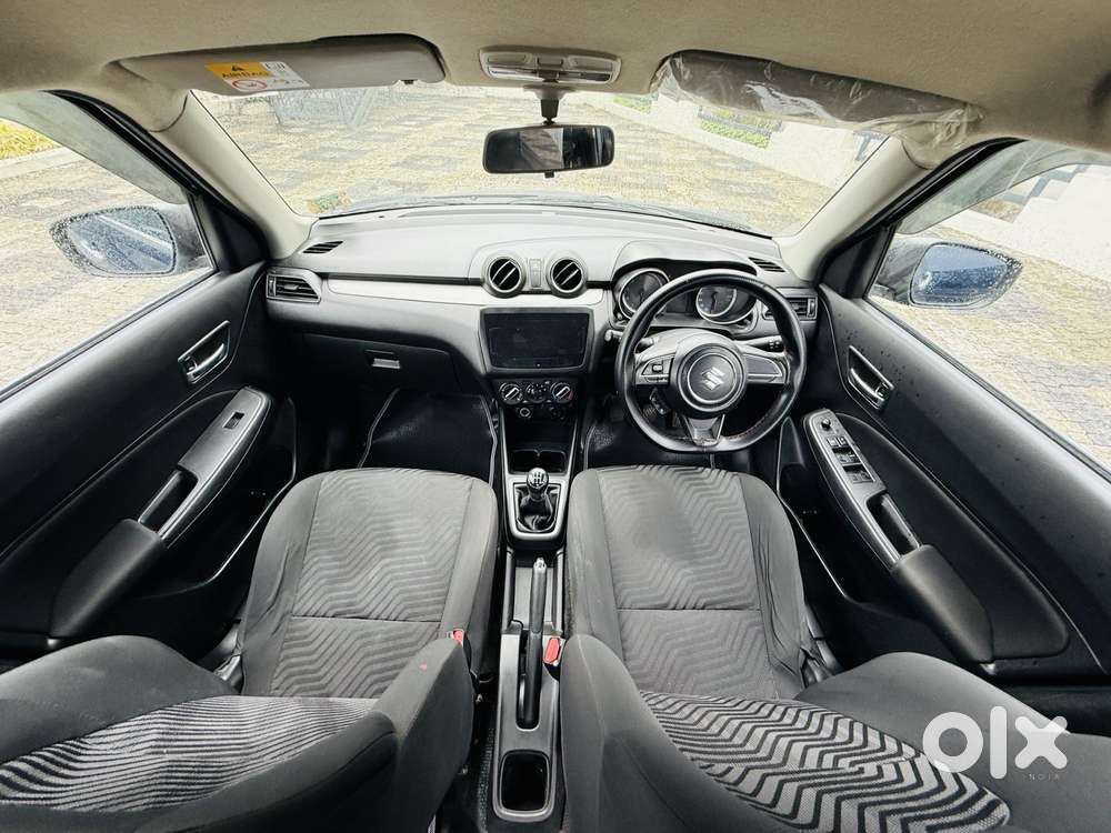 Maruti Suzuki Swift Vxi Optional, 2021, Petrol