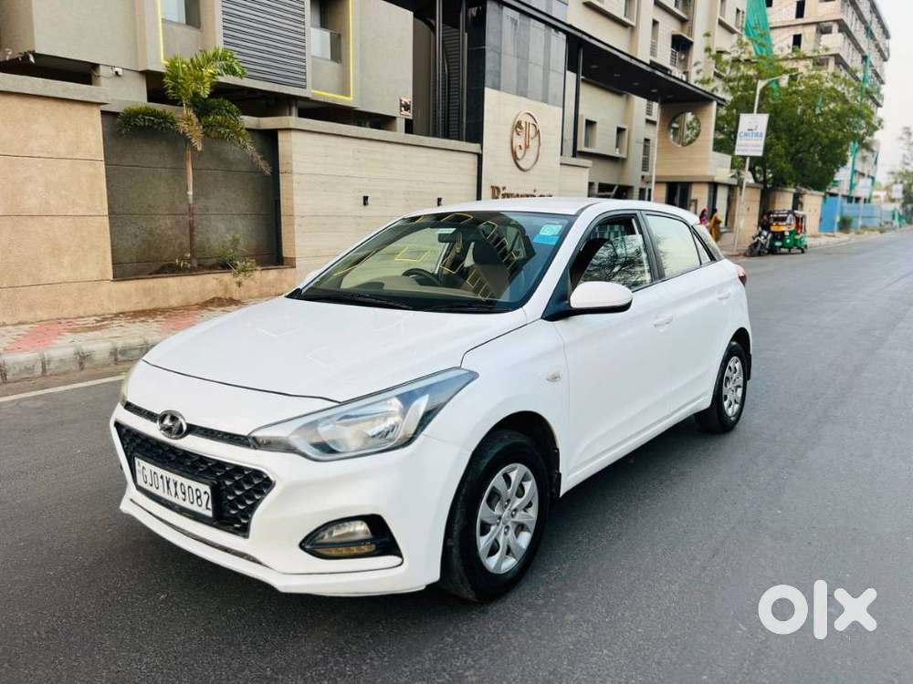Hyundai I20 Sportz Plus, 2020, Cng & Hybrids