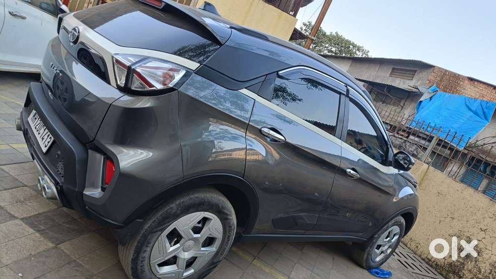 Tata Nexon 1.5 Revotorq Xm (s), 2023, Petrol