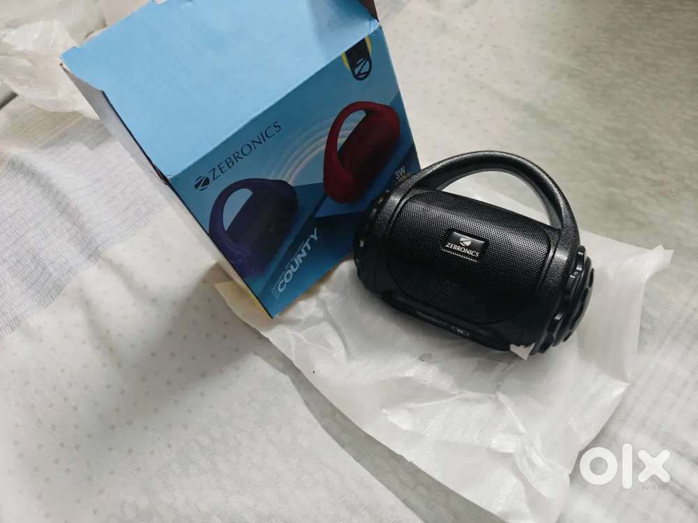 Zebronics speaker and 4 USBCHARGER BLAISE