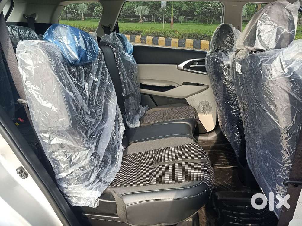Kia Carens 1.5 Prestige 7 Str, 2023, Petrol