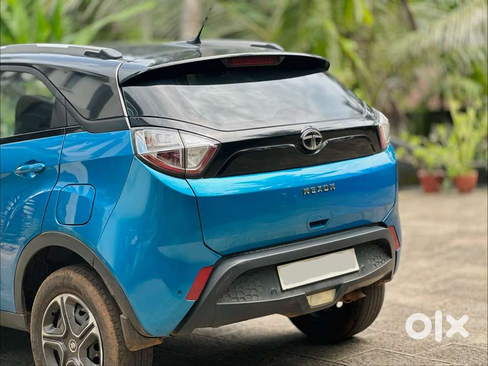 Tata Nexon 1.2 Revotron Xma Amt (s), 2018, Diesel