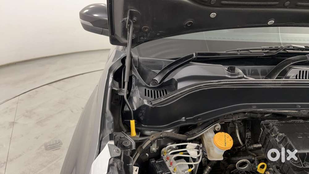 Tata Punch 1.2 Revotron Creative Dual Tone, 2022, Petrol