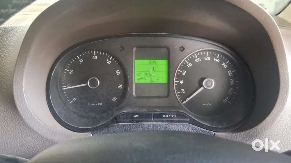Skoda Rapid 2014 Petrol Well Maintained L58000km Driven)