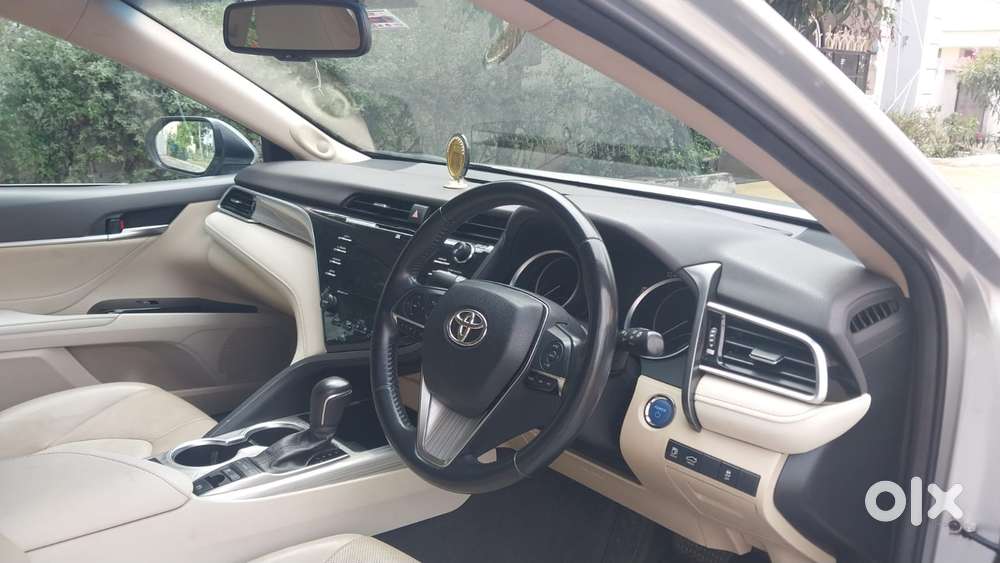 Toyota Camry Hybrid, 2019, Petrol