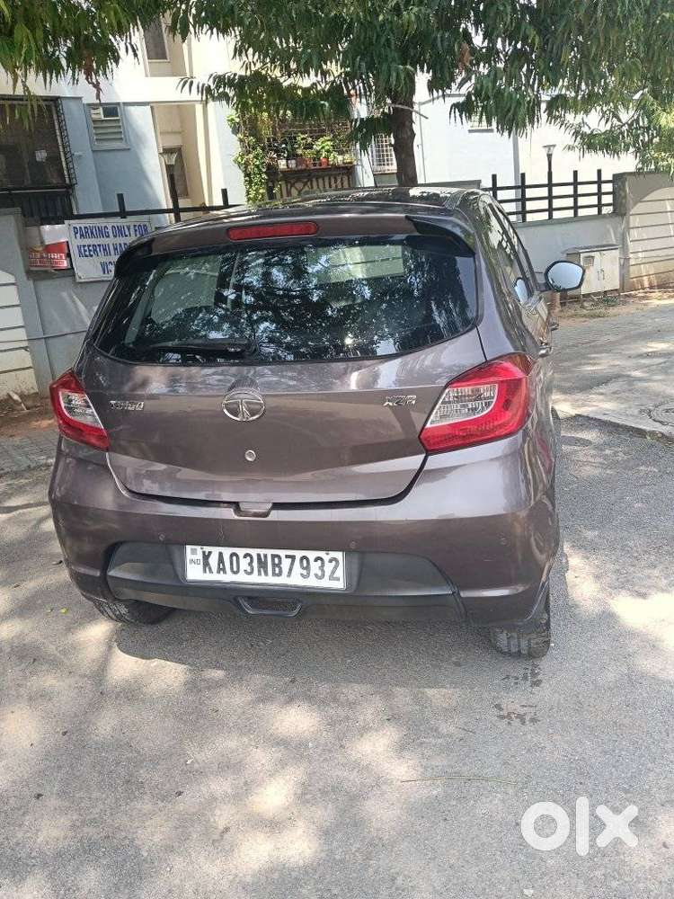 Tata Tiago 1.2 Revotron Xza, 2017, Petrol