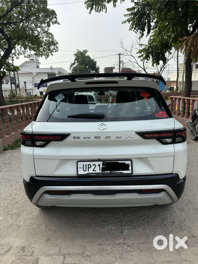 Maruti Suzuki Brezza 1.5 Zxi Cng Dual Tone, 2025, Cng & Hybrids