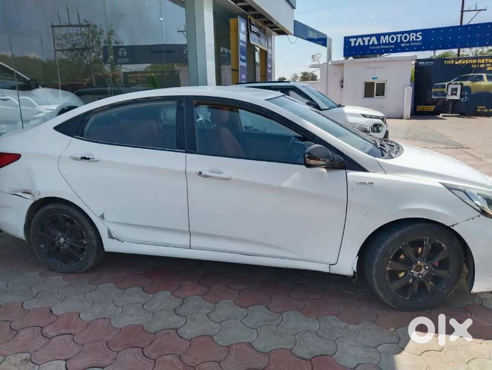 Hyundai Verna 2013