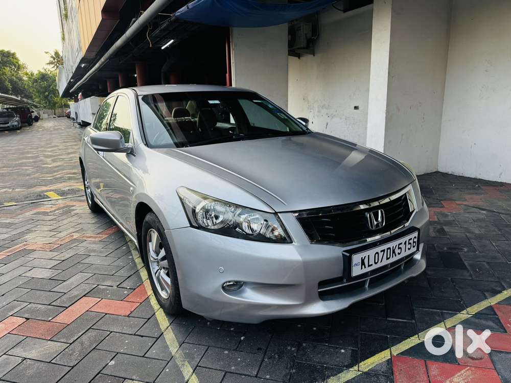 Honda Accord 2.4 Manual, 2011, Petrol