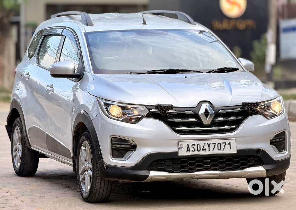 Renault Triber Rxz, 2021, Petrol