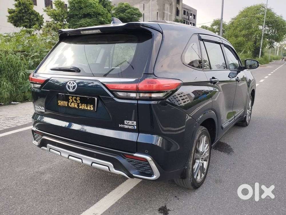 Toyota Innova Hycross 2.0 Vx Hybrid 8 Str, 2023, Petrol