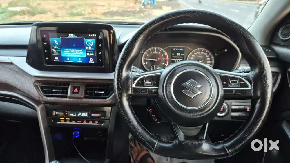 Maruti Suzuki Brezza 1.5 Zxi Smart Hybrid Dual Tone, 2023, Petrol