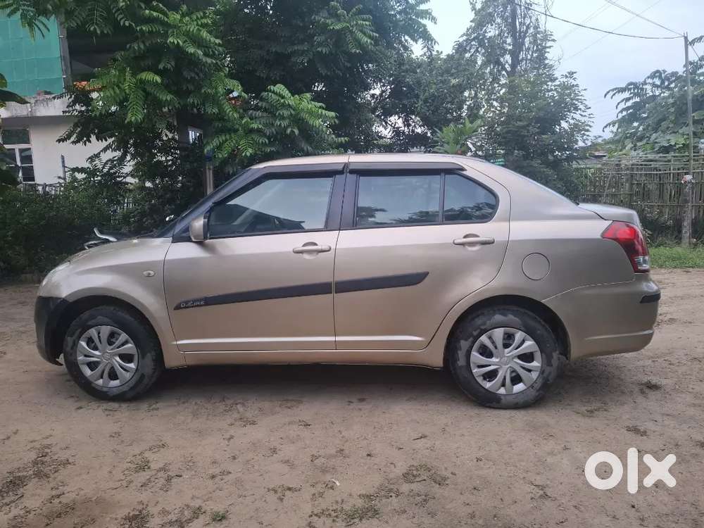 Maruti Suzuki Swift Dzire 2010 Petrol Well Maintained