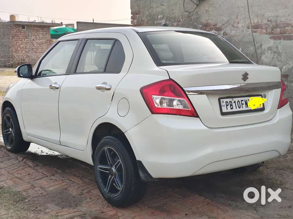 Maruti Suzuki Swift Dzire 2015 Diesel 75234 Km Driven