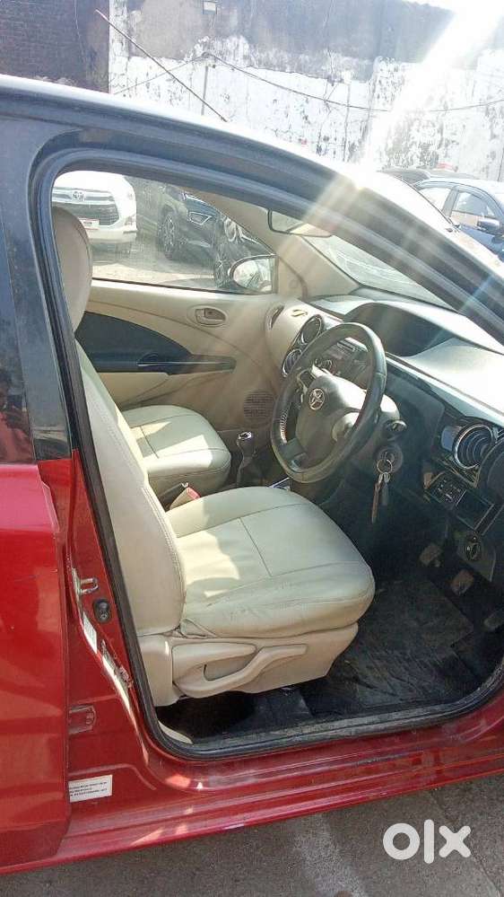 Toyota Etios Liva 1.2 Vx, 2017, Petrol