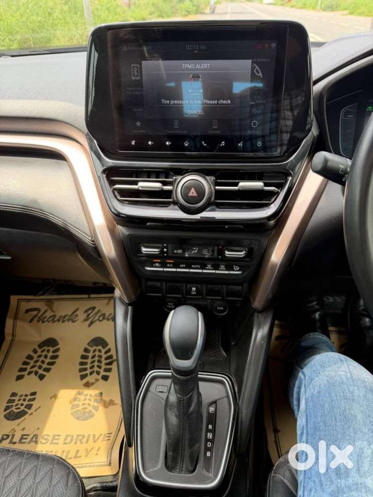 Maruti Suzuki Grand Vitara 1.5 Alpha Plus Intelligent Hybrid Ecvt, 2..