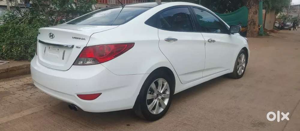 Hyundai Fluidic Verna 2011 Diesel Well Maintained