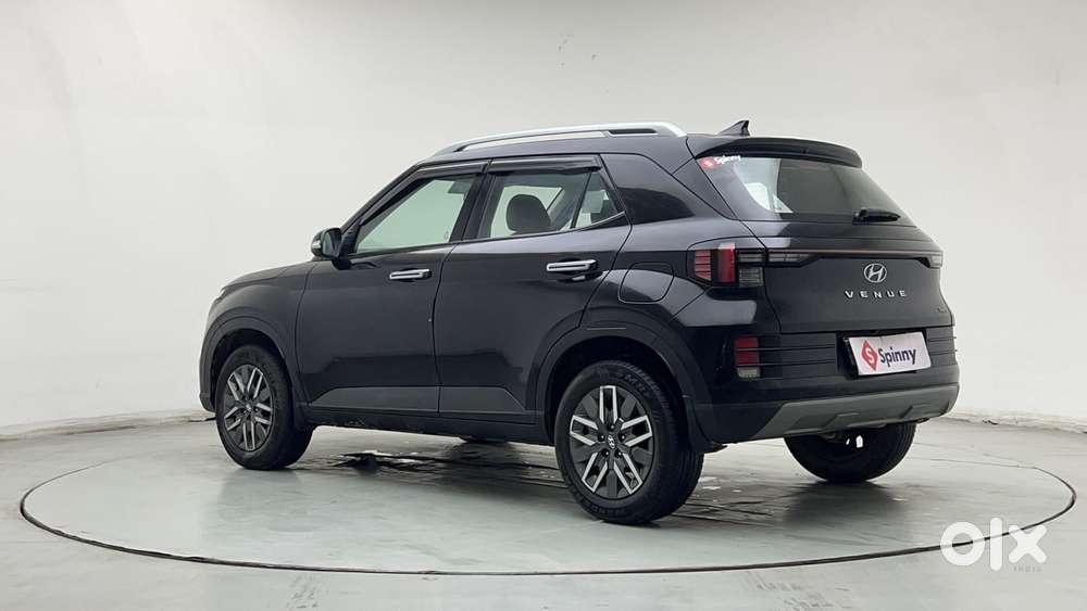 Hyundai Venue 1.0 S (o) Turbo Dct, 2023, Petrol