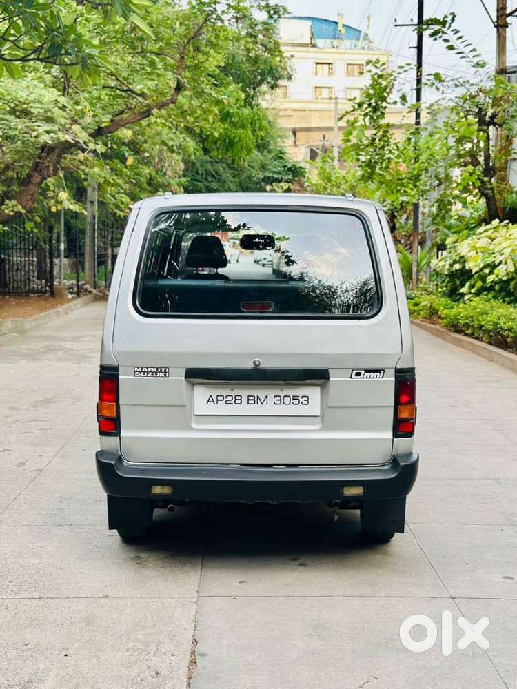 Maruti Suzuki Omni 8 Seater, 2010, Petrol