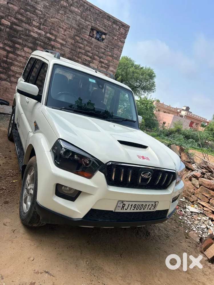 Mahindra Scorpio S10 Diesel 2014