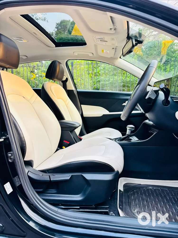 Hyundai Verna 1.5 Sx (o) Vtvt Ivt, 2024, Petrol