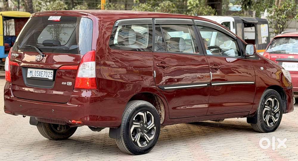 Toyota Innova 2.5 G (diesel) 8 Seater, 2014, Diesel