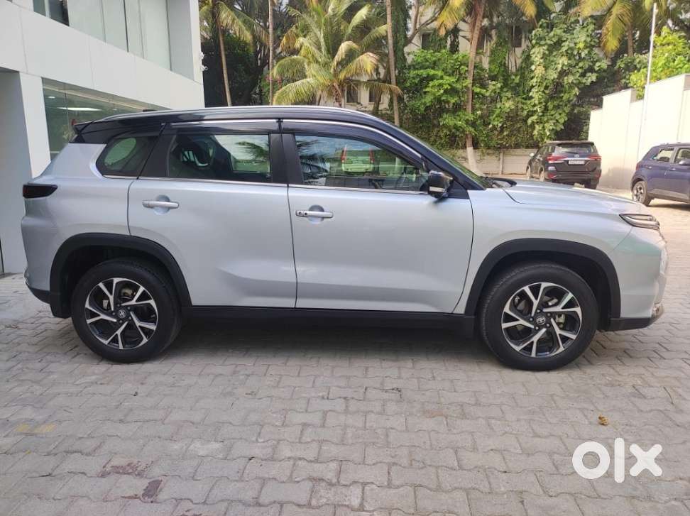 Toyota Urban Cruiser Hyryder 1.5 V Hybrid, 2024