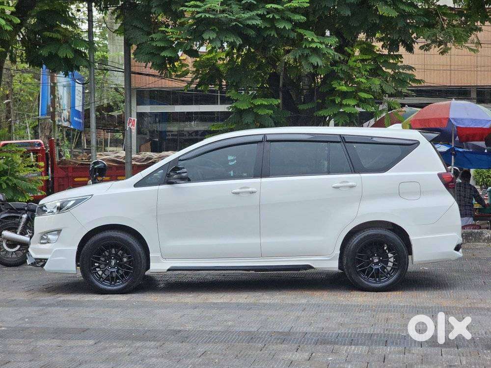 Toyota Innova Crysta 2.8 Gx At, 2018, Diesel