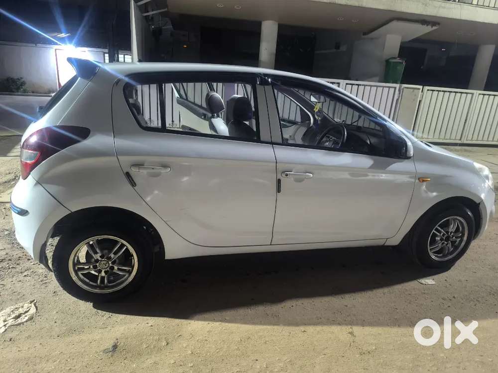 Hyundai I20 2009 Petrol Well Maintained