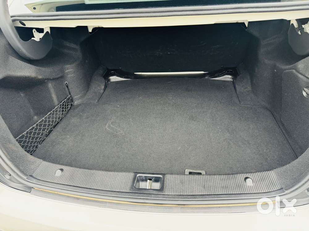 Mercedes-benz C-class C 200, 2011, Petrol